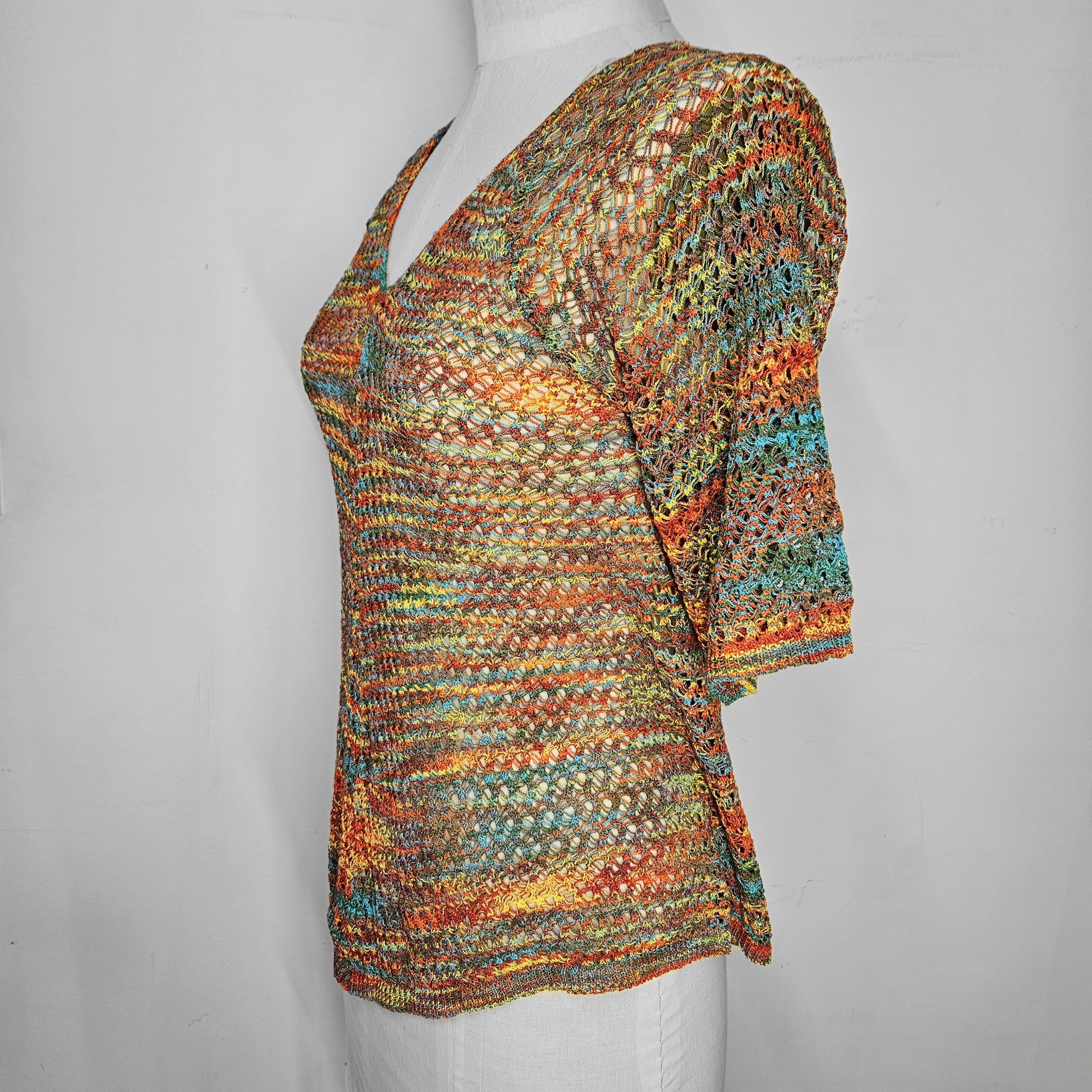 Other Dressbarn Sze M NEW Crochet Top Rainbow V Neck 1/2 Elbow Size M / US 6-8 / IT 42-44 - 2 Thumbnail