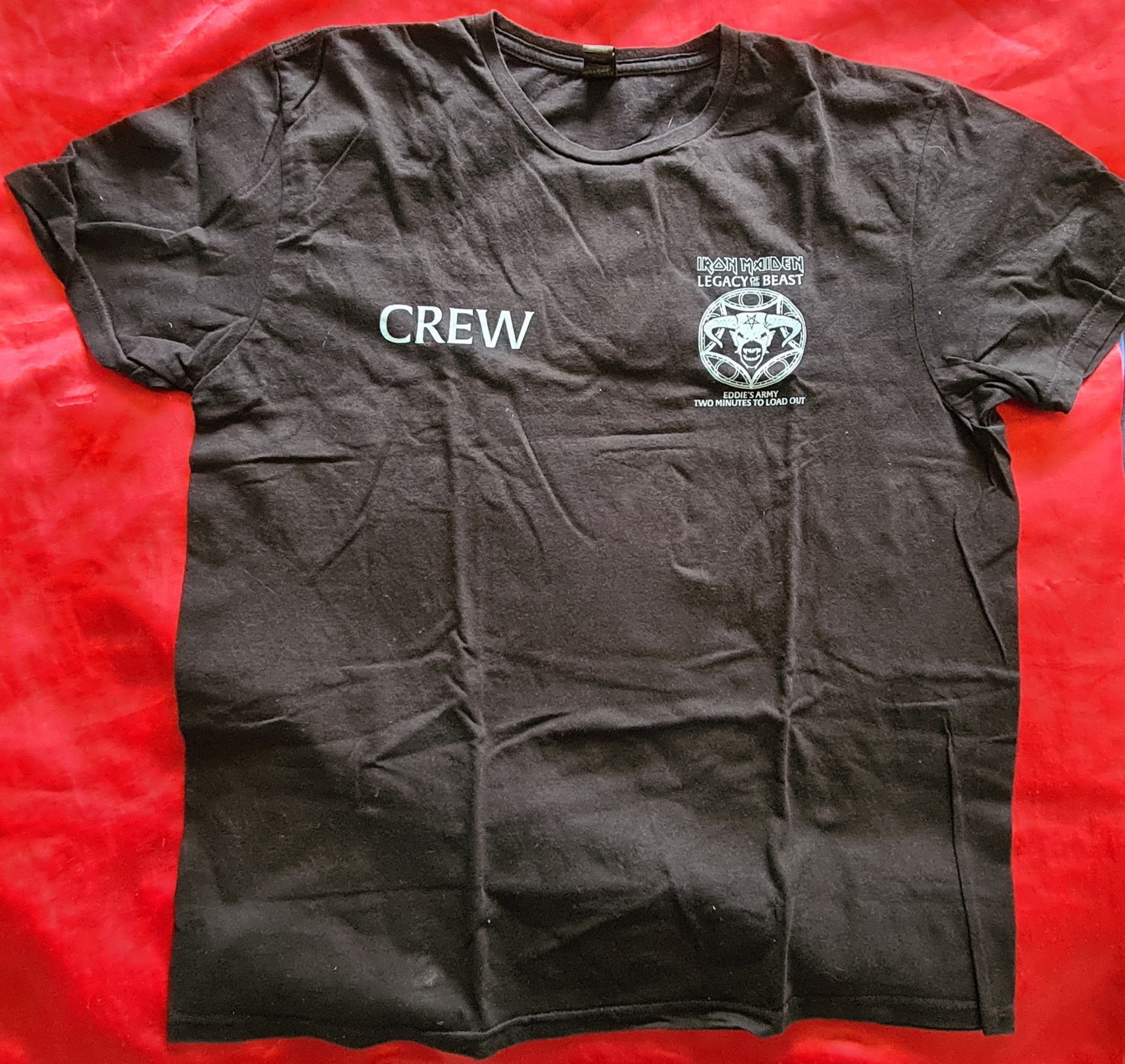 Gildan IRON MAIDEN Legacy Of The Beast 2022 Tour crew shirt Size US L / EU 52-54 / 3 - 1 Thumbnail