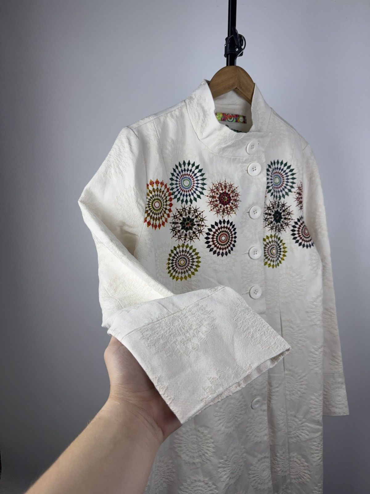 Designer × Desigual Desigual White Mandala Embroidered Boho Coat Size 44 (L) Size L / US 10 / IT 46 - 3 Thumbnail