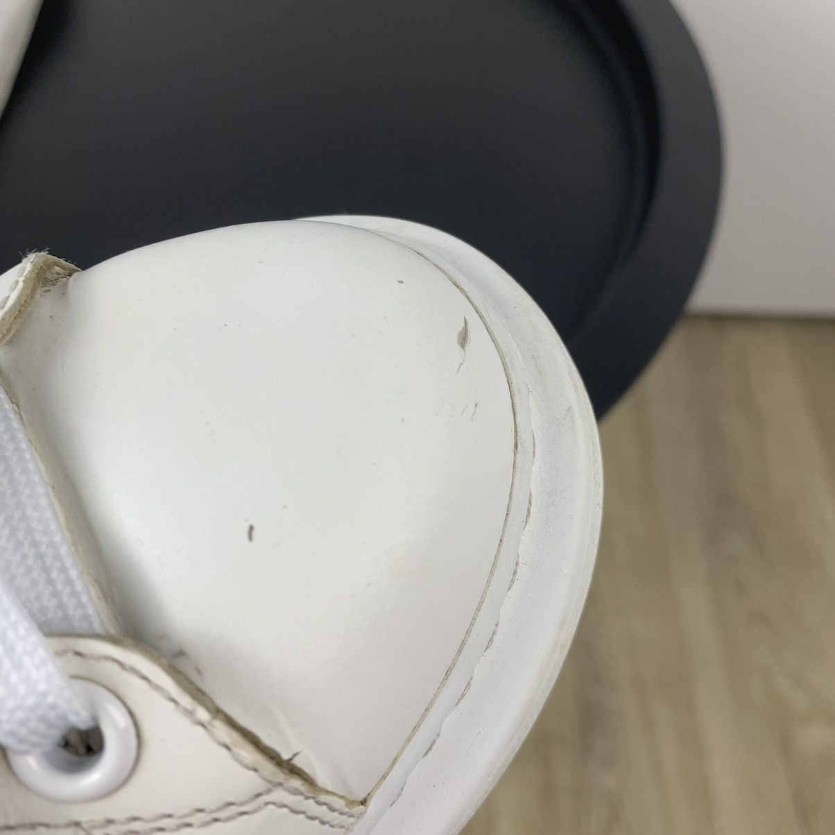 Alexander McQueen Alexander Mcqueen White Leather Sneakers Shoes Size 38 Italy Size US 8 / IT 38 - 11 Thumbnail