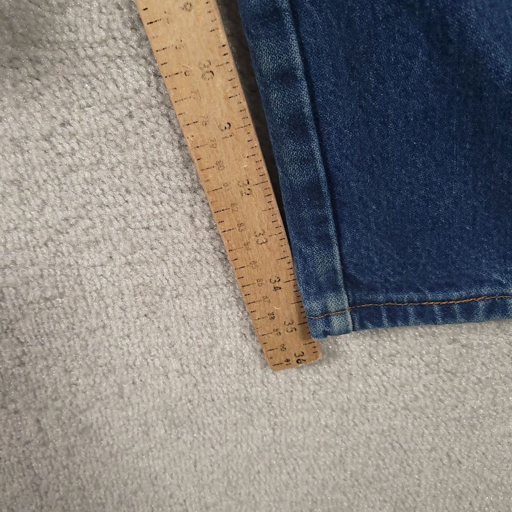 Wrangler VINTAGE Wrangler 13MWZ Cowboy Cut Jeans Mens 36X36 Denim Blue Straight Leg Mens Regular Waist 34 36 Inseam 36 Size US 36 / EU 52 - 5 Thumbnail
