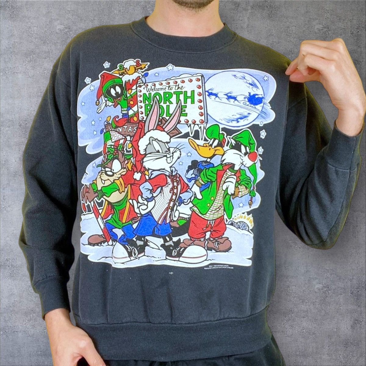 Vintage Vintage Looney Tunes Christmas Sweatshirt Size US S / EU 44-46 / 1 - 2 Thumbnail