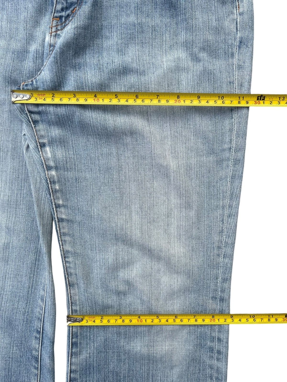 Japanese Brand × Jun Takahashi × Uniqlo Vintage Japanese Brand Light Blue Washed Super Flare Jeans Size US 29 - 12 Thumbnail