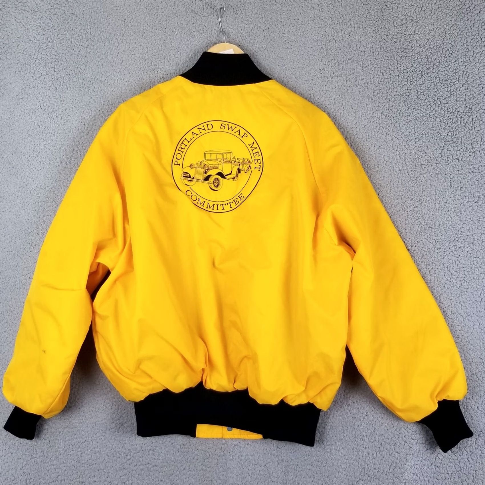 Vintage VINTAGE DeLong Jacket Mens Bomber Satin Nylon L Yellow Cars USA 90s Size US L / EU 52-54 / 3 - 7 Thumbnail