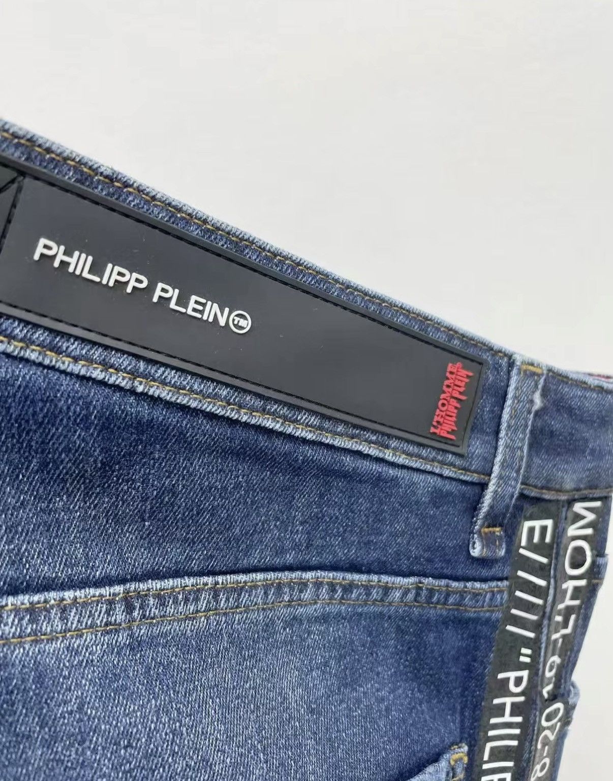 Philipp Plein PHILIPP PLEIN Stretch Washed Slim Fit Jeans J30 Size US 30 / EU 46 - 6 Thumbnail