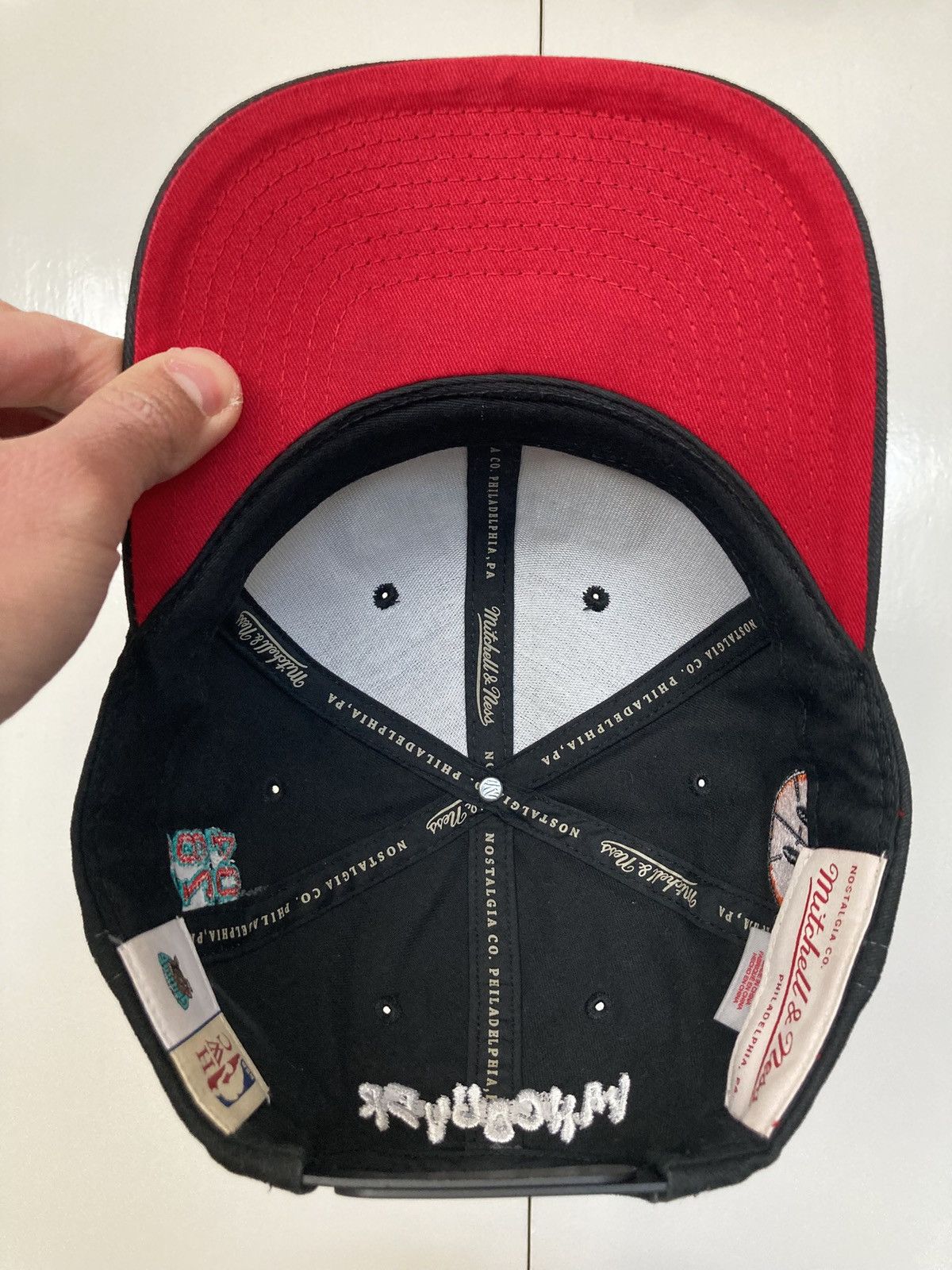 Mitchell & Ness × NBA × Vintage VANCOUVER GRIZZLIES MITCHELL NESS SNAPBACK HAT NBA CITY LOVE Size ONE SIZE - 11 Thumbnail