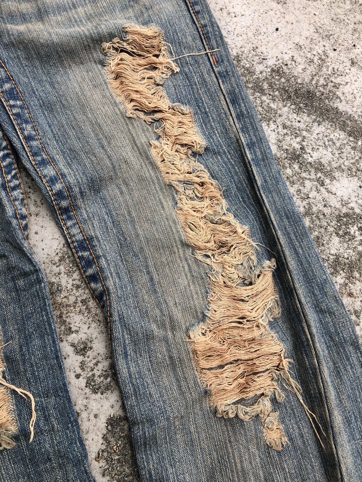 Other RUSTY BLUE FLARED DISTRESSED DENIM Size US 32 / EU 48 - 5 Thumbnail