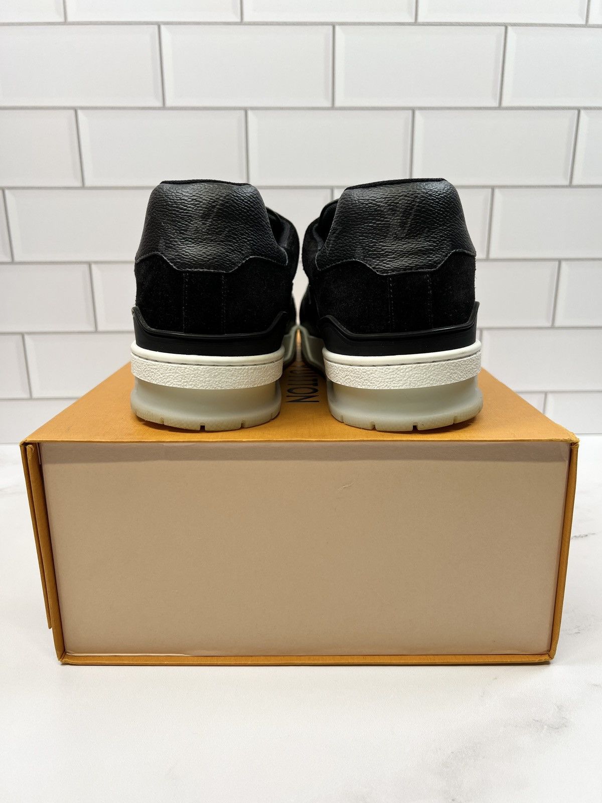 Louis Vuitton LV Louis Vuitton Leather Suede Trainer Trainers Men Sneakers Size US 8.5 / EU 41-42 - 2 Thumbnail