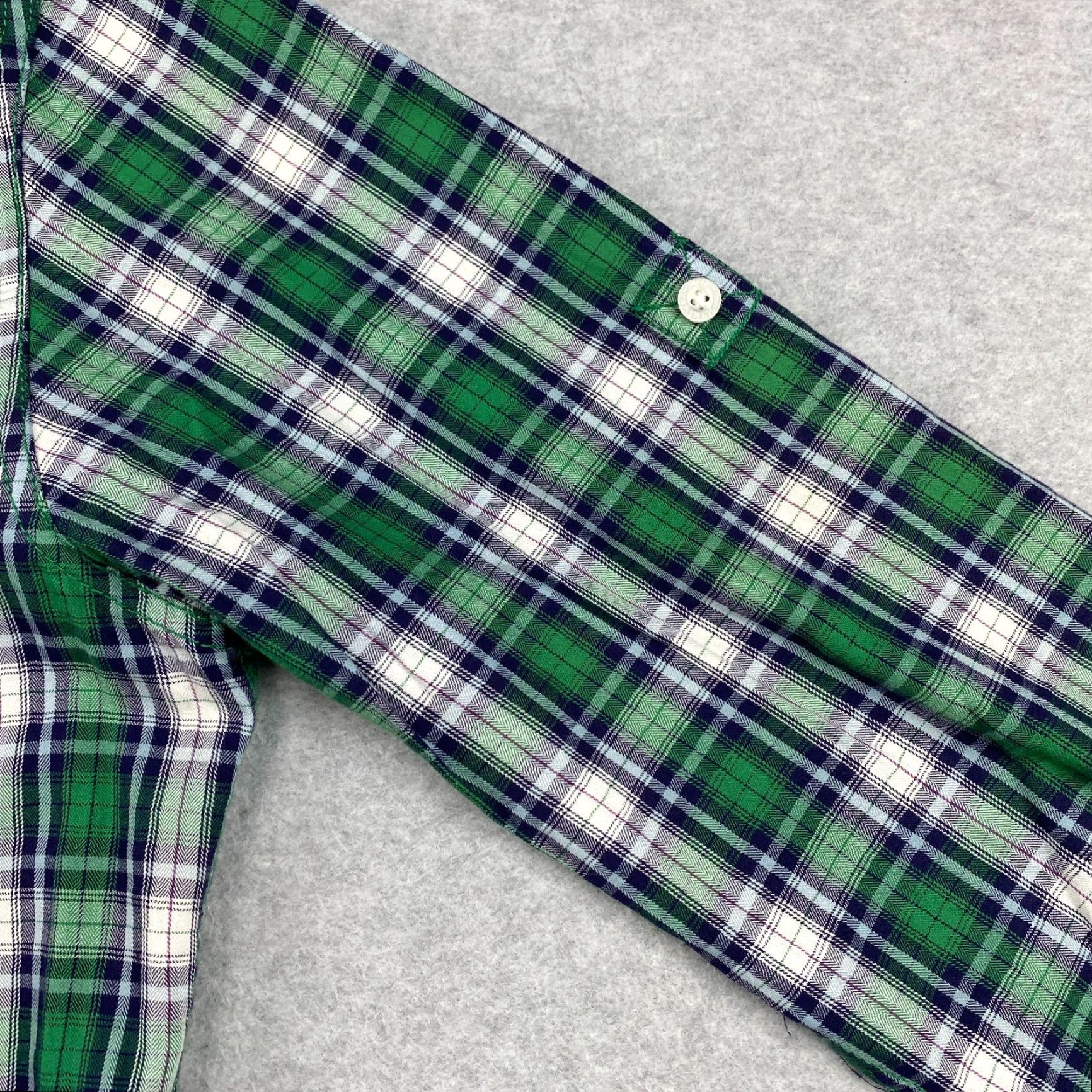 Wrangler VINTAGE Wrangler Greensboro Rugged Button Up Shirt Mens Large Green Plaid Western Rodeo Size US L / EU 52-54 / 3 - 4 Thumbnail