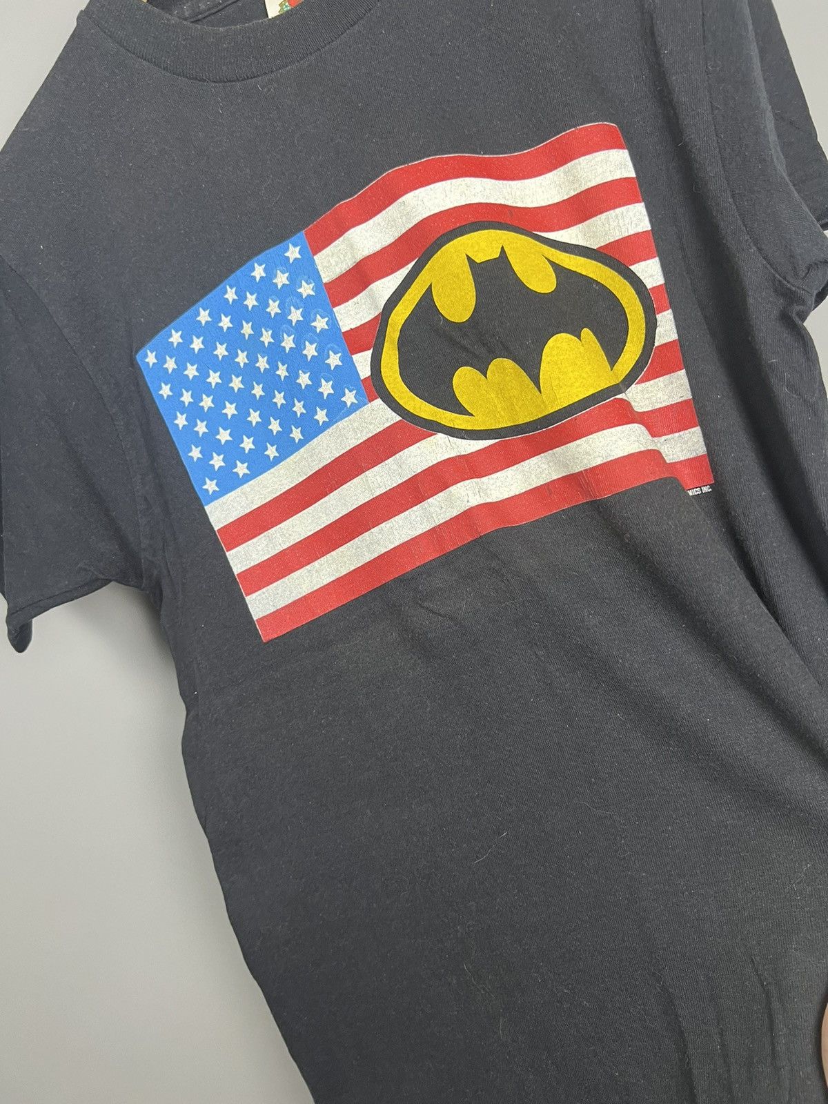 DC Comics Vintage 1989 Batman USA Flag Logo Stanley Desantis Tee RARE Size US M / EU 48-50 / 2 - 8 Thumbnail