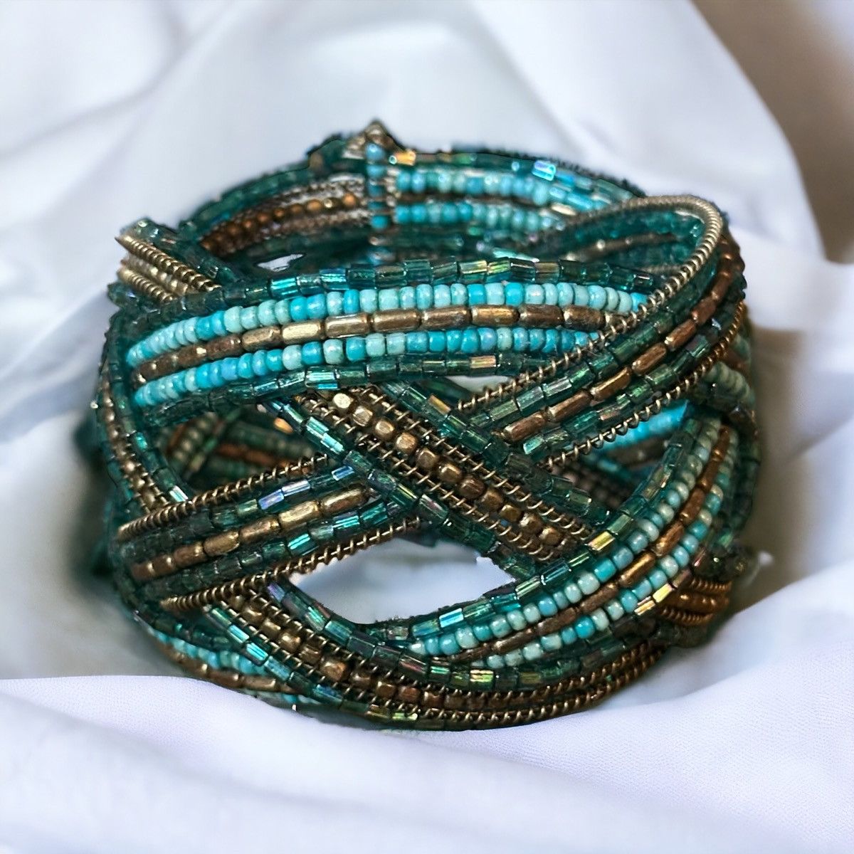 Vintage Vintage chunky braided turquoise and gold seed bead bracelet Size ONE SIZE - 1 Thumbnail