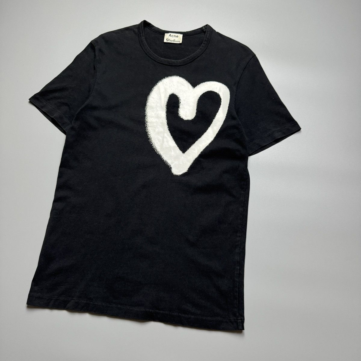 Acne Studios Acne Studios - Heart Paint Boxy Fit Tshirt Size S / US 4 / IT 40 - 2 Thumbnail