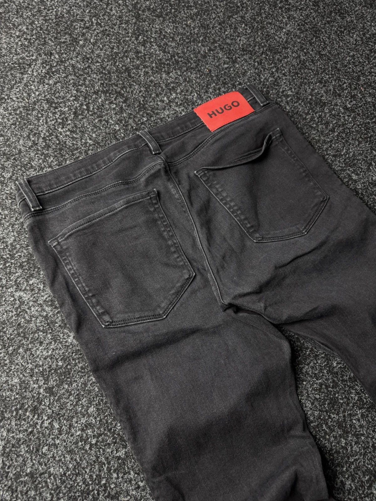Hugo Boss Luxury 00s Y2K HUGO Boss 1734 black Slim fit denim jeans Size US 32 / EU 48 - 15 Thumbnail