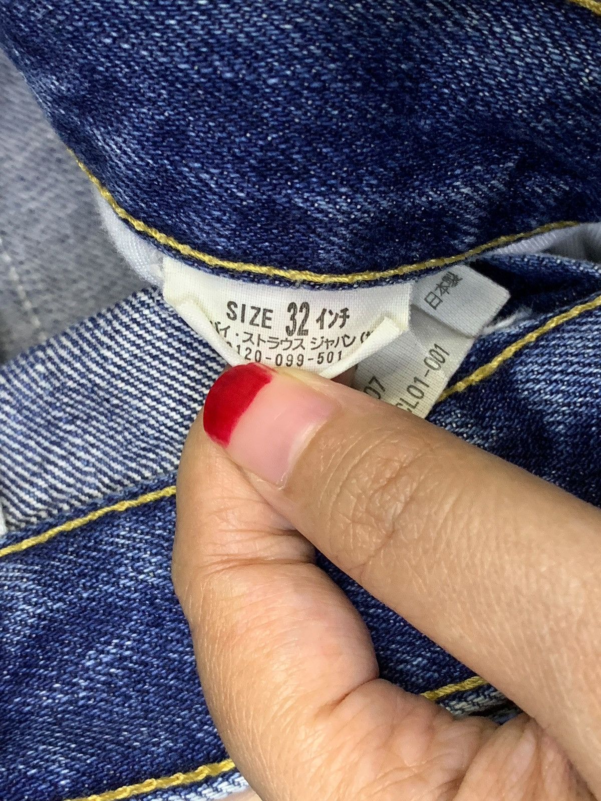 Levi's SALES🔥Vintage 90s Levis 532 Faded Wash Distressed Jeans Size US 32 / EU 48 - 10 Thumbnail