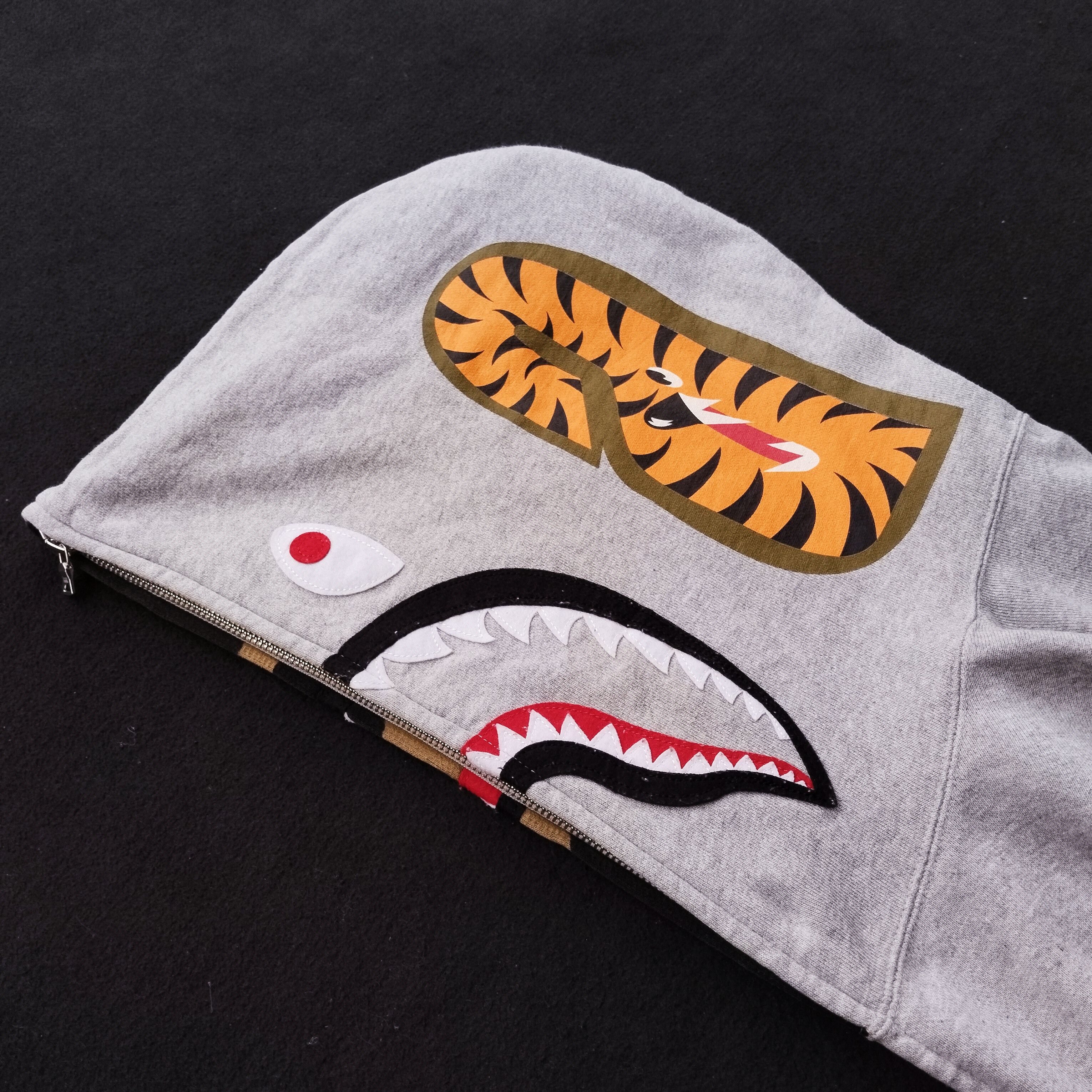 Bape 2010 Bape Land 1st Anniversary Shark Full Zip Hoodie Size US M / EU 48-50 / 2 - 4 Thumbnail