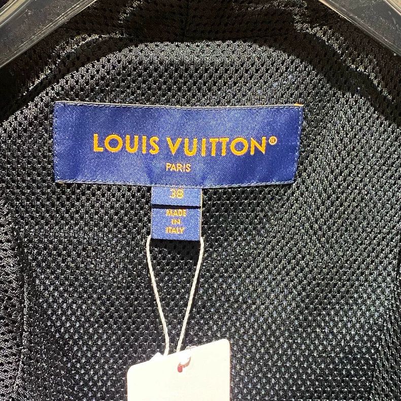 Louis Vuitton Louis Vuitton Black Old Flower Full Print Hooded Trooper J Size XS / US 0-2 / IT 36-38 - 3 Thumbnail