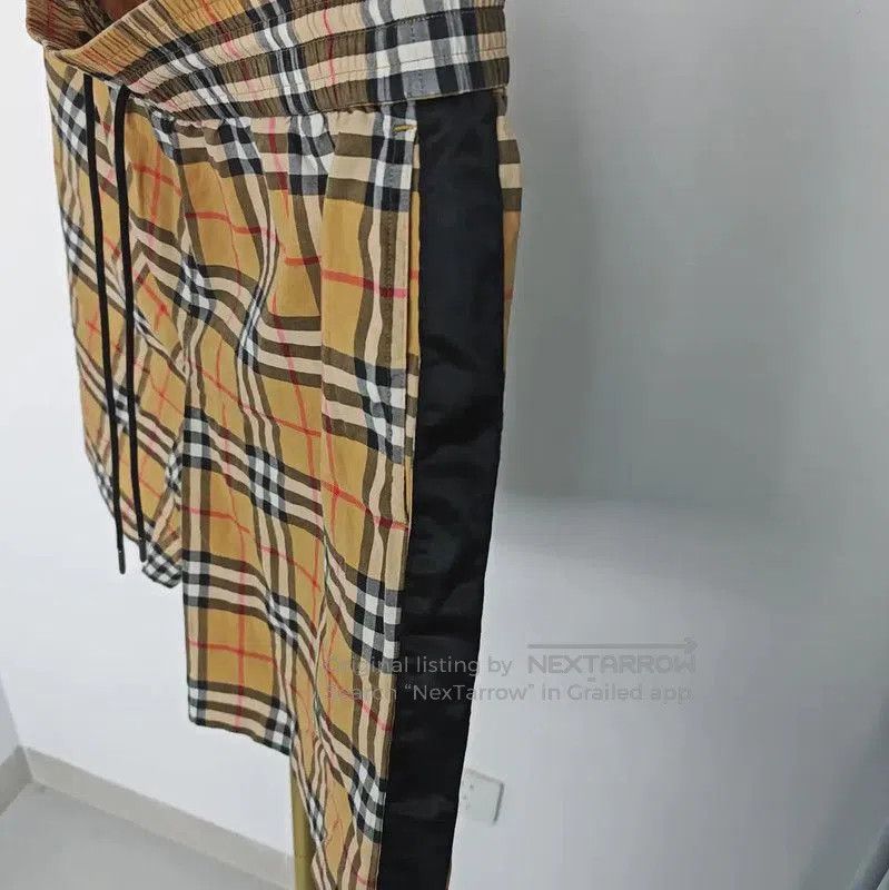 Burberry Burberry Summer Khaki Cotton Women's Shorts. Size 28" / US 6 / IT 42 - 5 Thumbnail