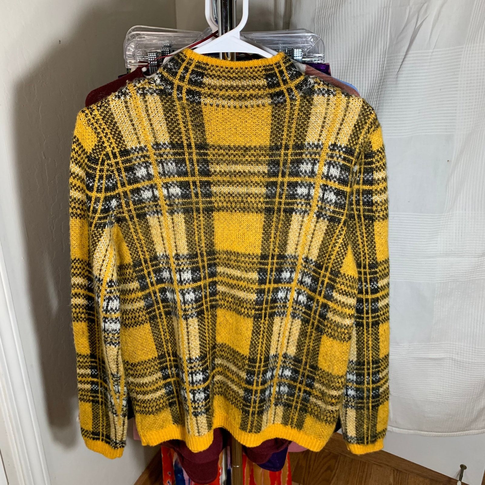 Apt. 9 Apt. 9 Yellow Plaid Sweater Size S Size S / US 4 / IT 40 - 2 Thumbnail