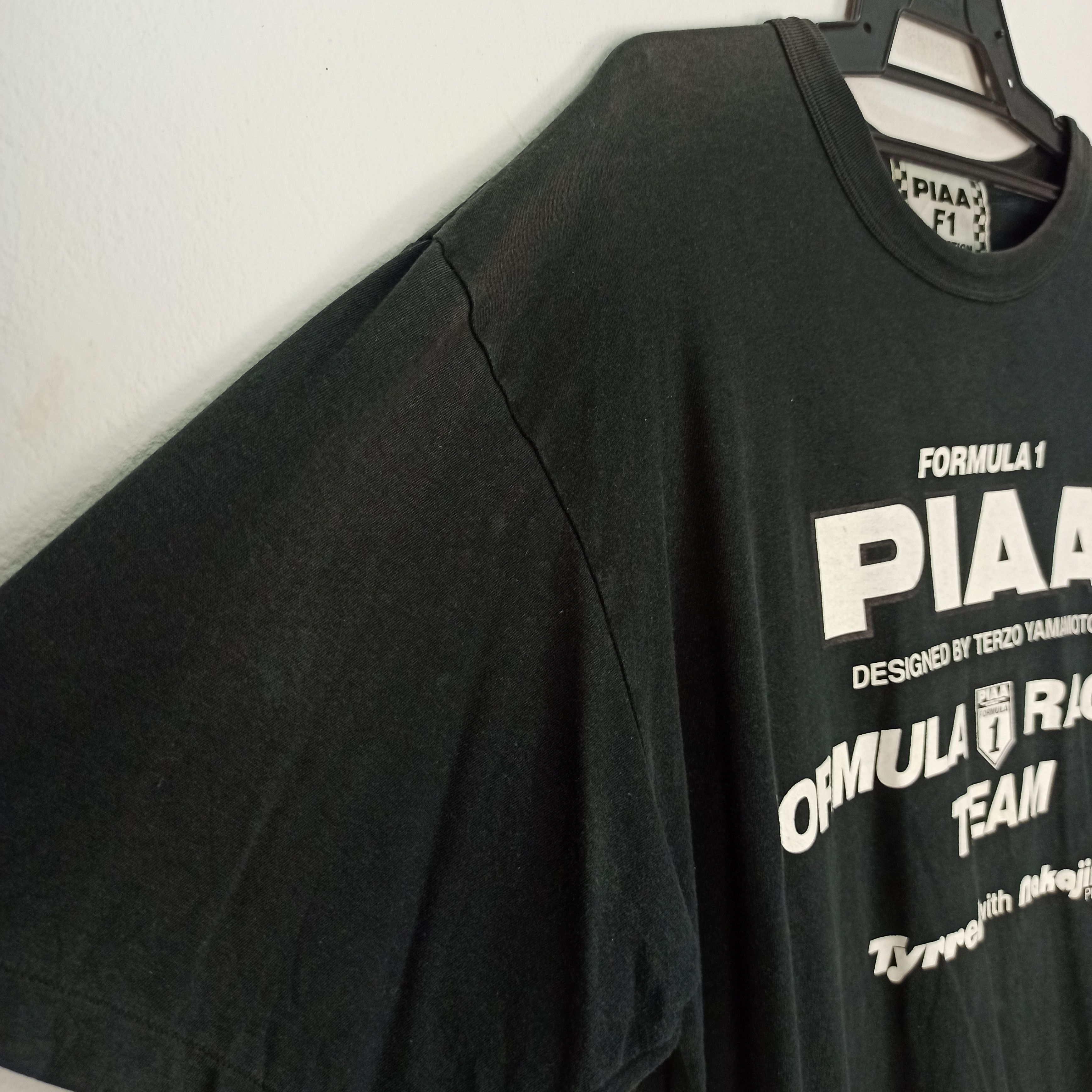 Formula 1 Vintage PIAA F1 Motor Sports Tshirt/Ferrari/McLaren Size US XL / EU 56 / 4 - 3 Thumbnail