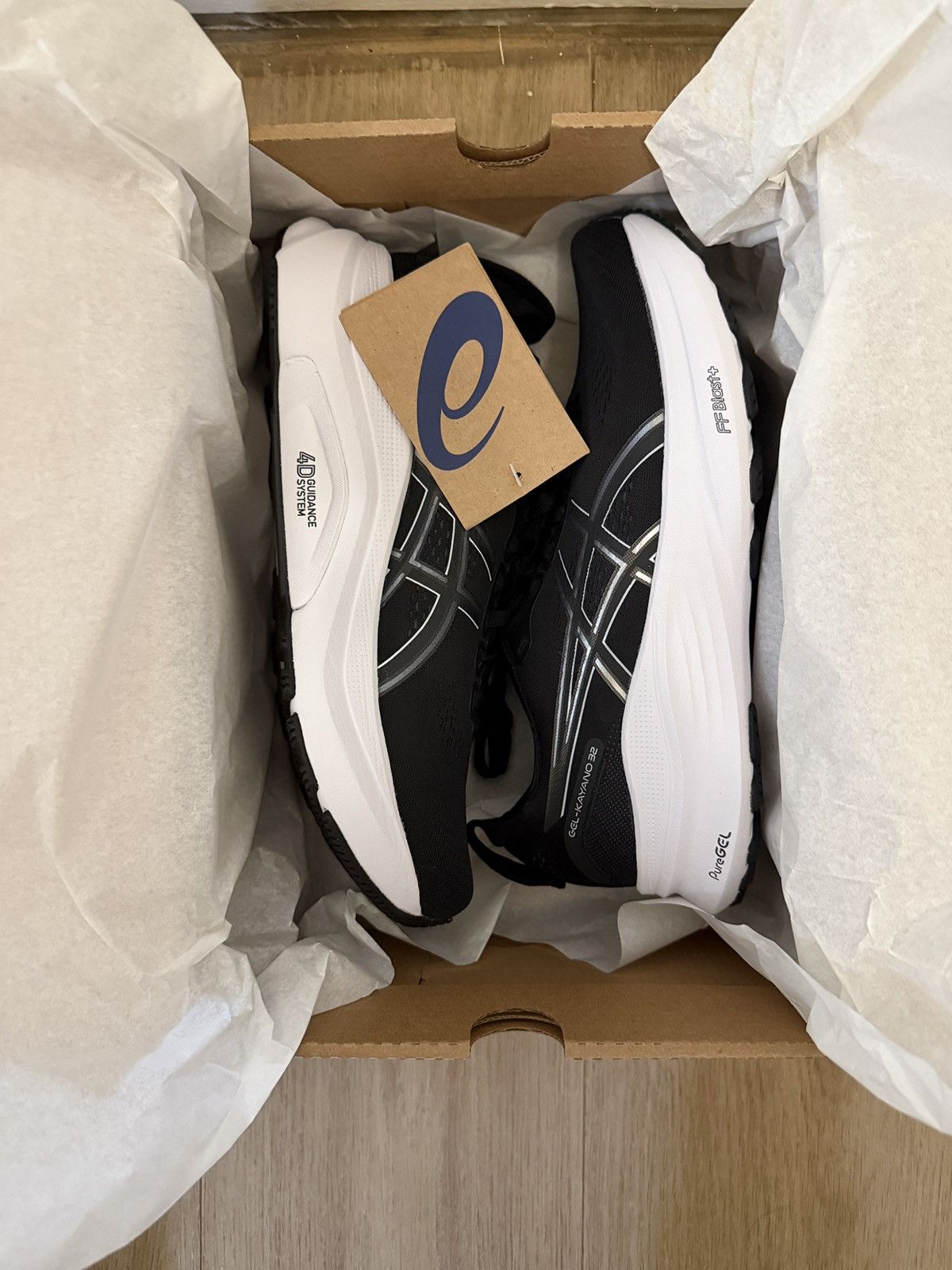 Asics Asics Gel-Kayano 32 wide Size US 8.5 / IT 38.5 - 1 Thumbnail