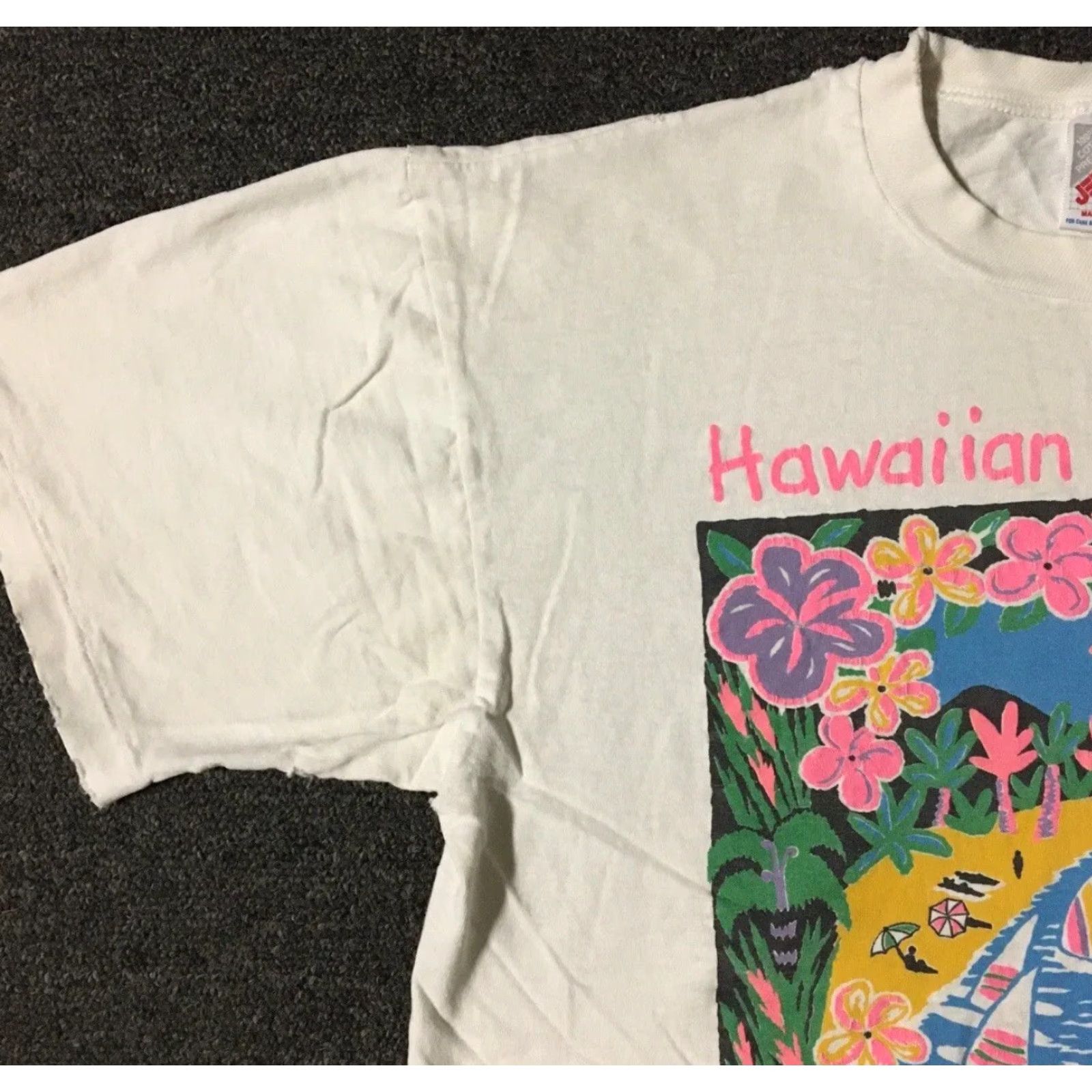 Paradise VINTAGE 90s Maui Hawaii Paradise Distress Shirt S White Beach Grunge Surf Art T-Shirt Mens Small Single Stitch Kawaii? Size US S / EU 44-46 / 1 - 5 Thumbnail