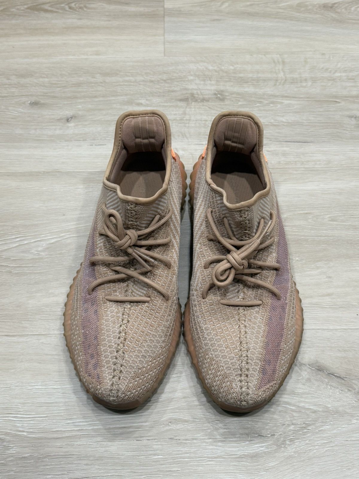 Adidas Yeezy 350 v2 Clay Size US 13 / EU 46 - 13 Thumbnail