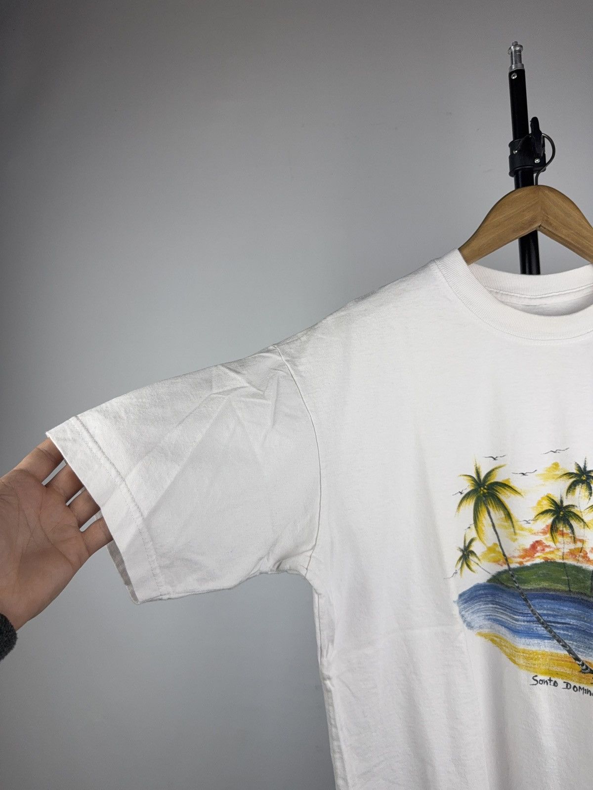 Vintage Vintage 90s Retro Santo Domingo Caribbean Print Sunset Tee Size US L / EU 52-54 / 3 - 4 Thumbnail