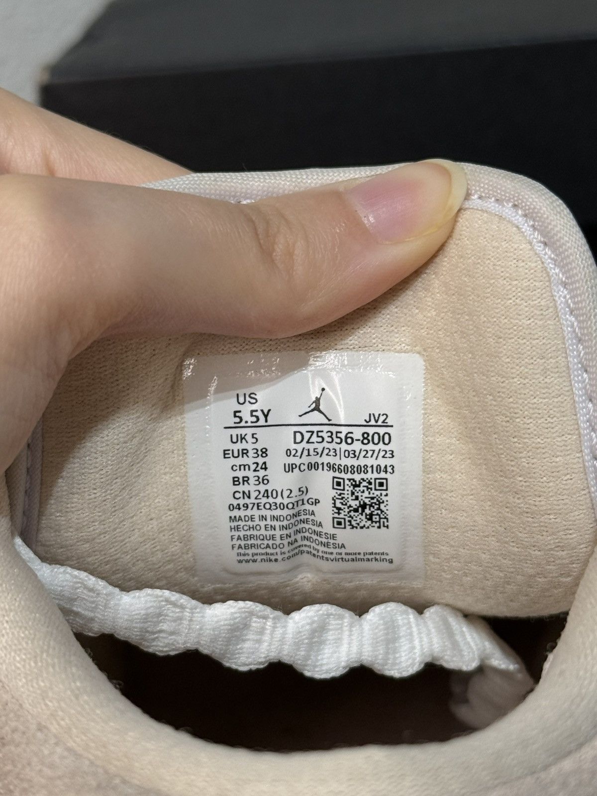 Jordan Brand × Nike Jordan 1 Low SE Scalloped Edge Guava Ice 5.5Y women’s 7.5 Size US 7.5 / IT 37.5 - 4 Thumbnail