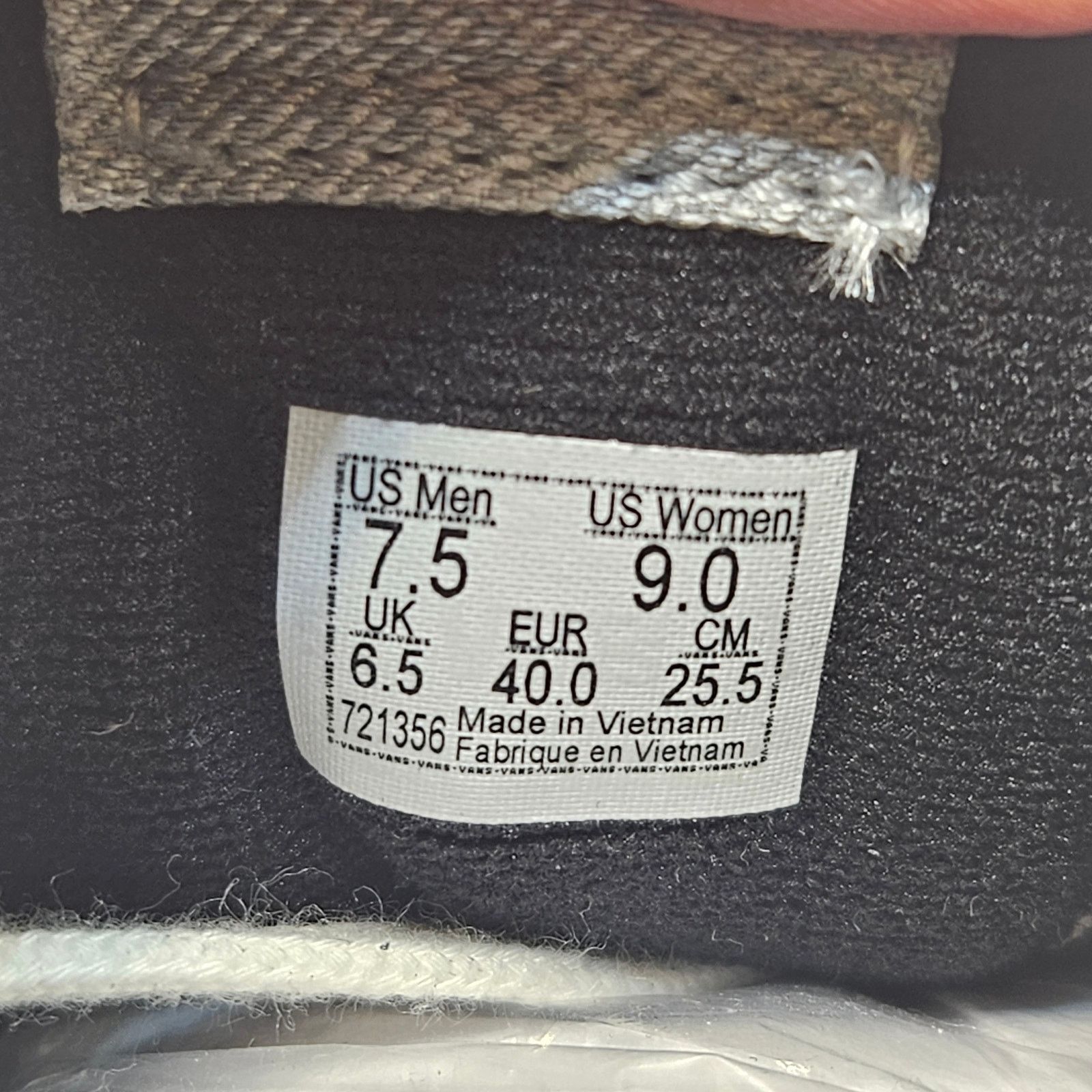 Vans VANS MEN'S 7.5 WOMEN'S 9 SK8-Hi TAPERED MOON ROCKS BLACK Size US 7.5 / EU 40-41 - 6 Thumbnail