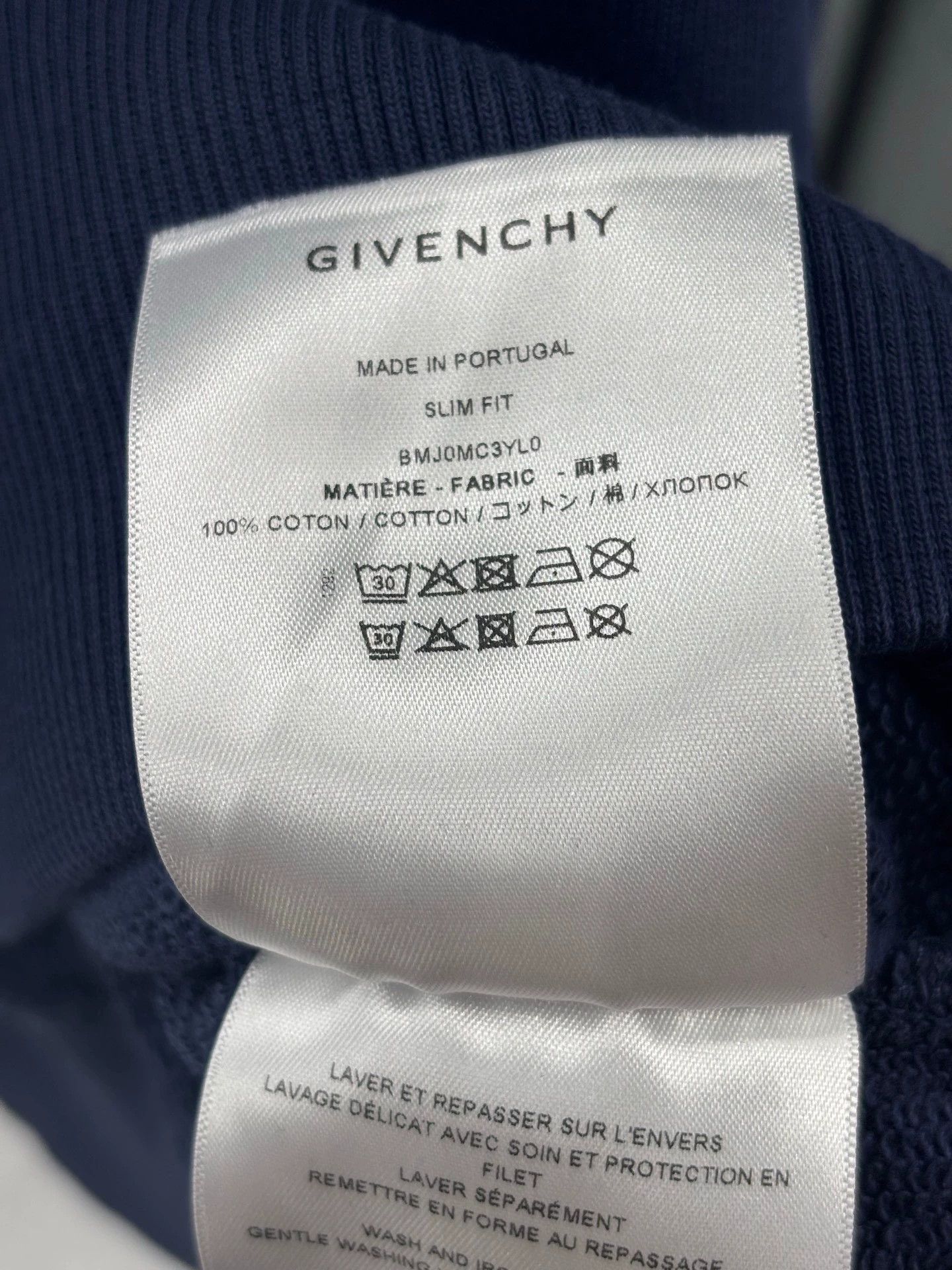 Givenchy givenchy blue sweatshirt with embroidered logo Size US L / EU 52-54 / 3 - 4 Thumbnail