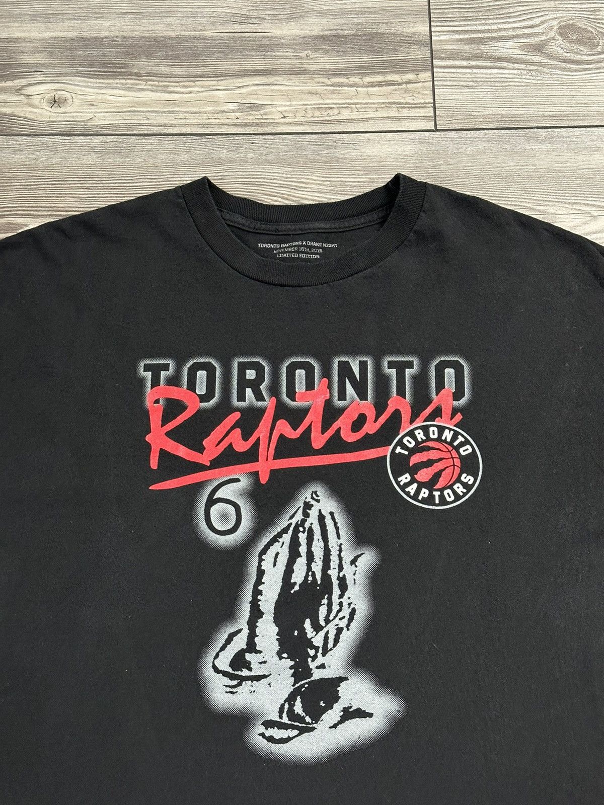 NBA × October's Very Own OVO x Toronto Raptors Drake Night 2016 Longsleeve Shirt Size US XL / EU 56 / 4 - 3 Thumbnail