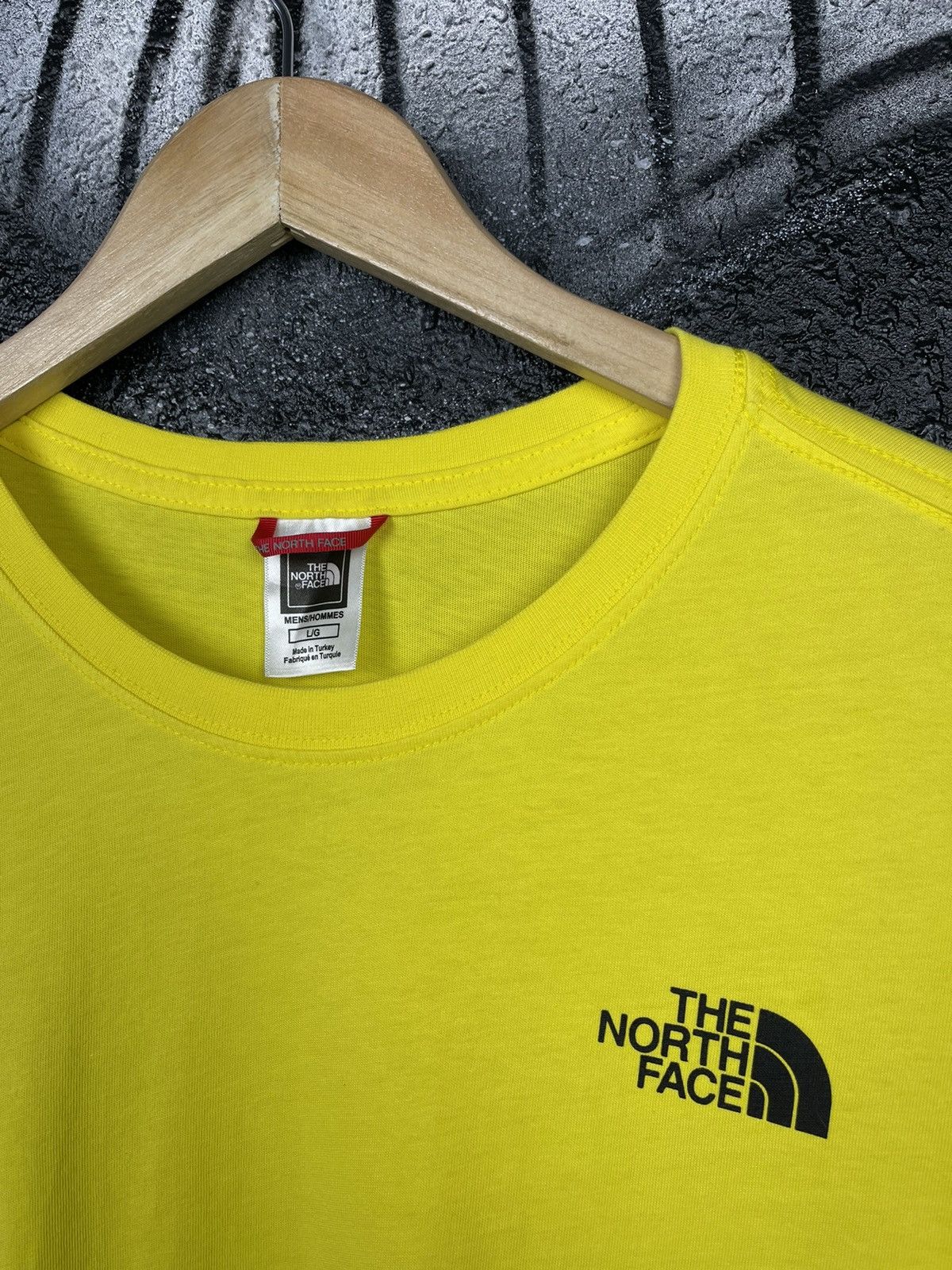 The North Face The North Face Big Logo Yellow T-Shirt Men’s Size L Size US L / EU 52-54 / 3 - 9 Thumbnail