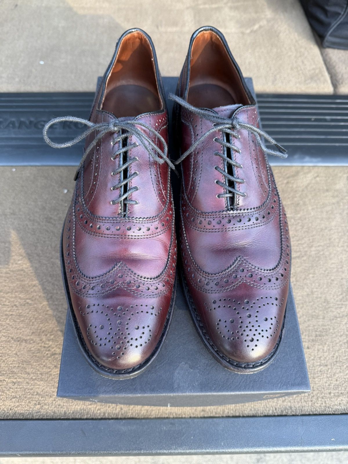 Allen Edmonds Allen Edmonds McAllister Wingtip Size US 10.5 / EU 43-44 - 2 Thumbnail