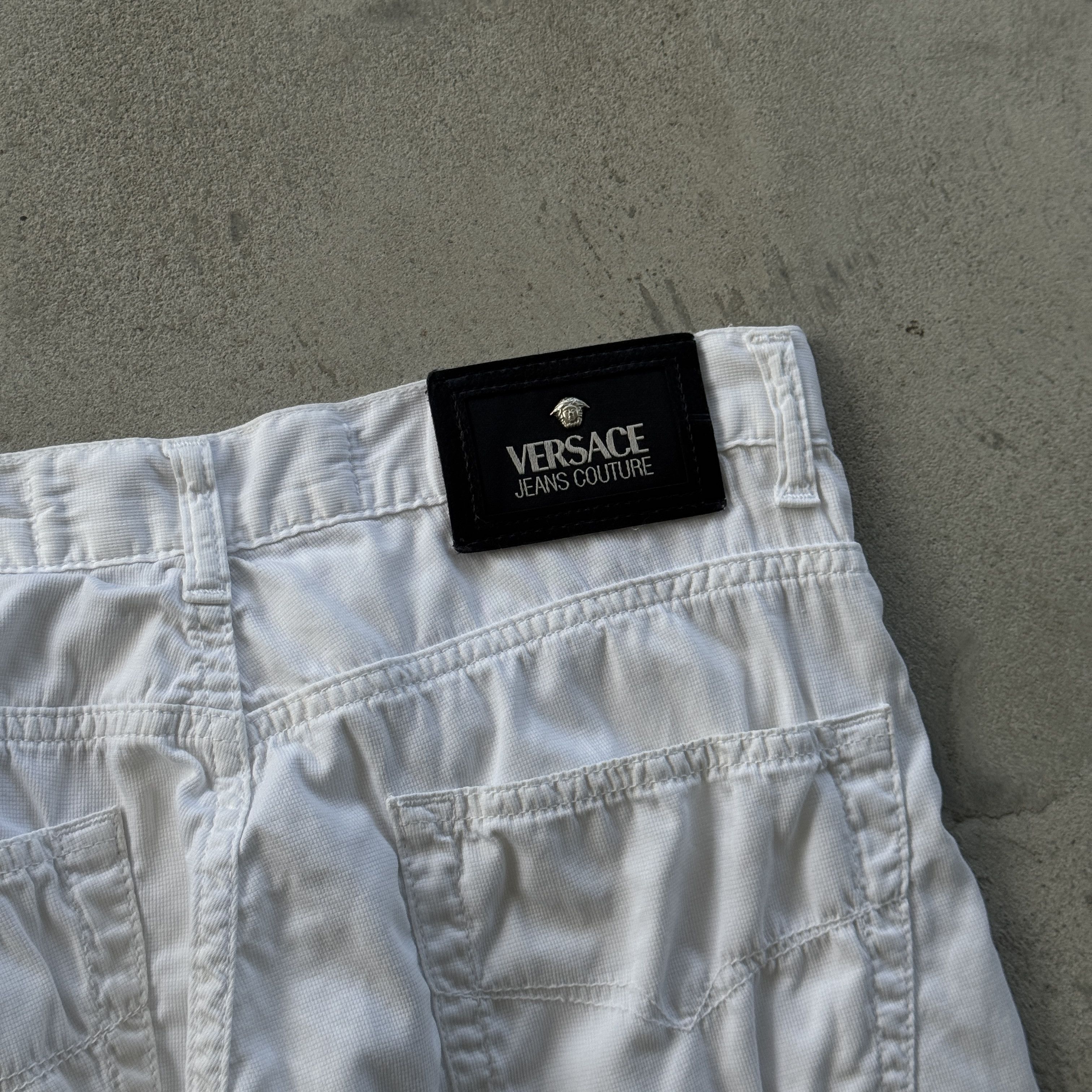 Versace Versace Jeans Couture Vintage White Corduroy Pants 30 Size US 30 / EU 46 - 3 Thumbnail