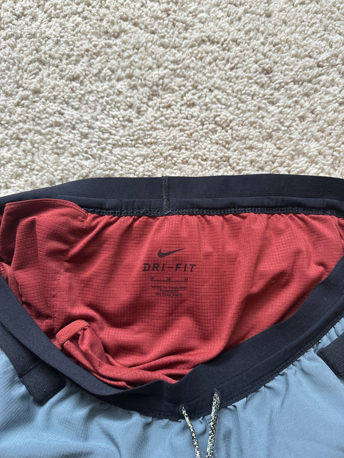 Nike Nike trail running shorts Size US 32 / EU 48 - 2 Thumbnail