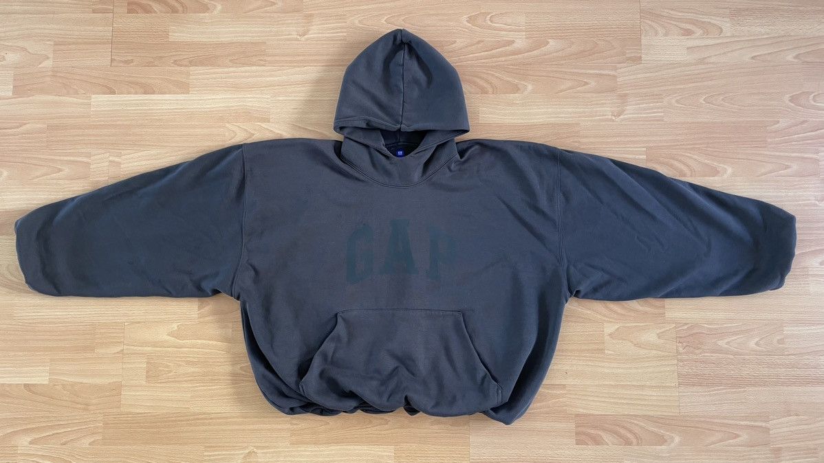 Balenciaga × Gap × Yeezy Yeezy x Gap x Balenciaga hoodie Size US S / EU 44-46 / 1 - 1 Thumbnail