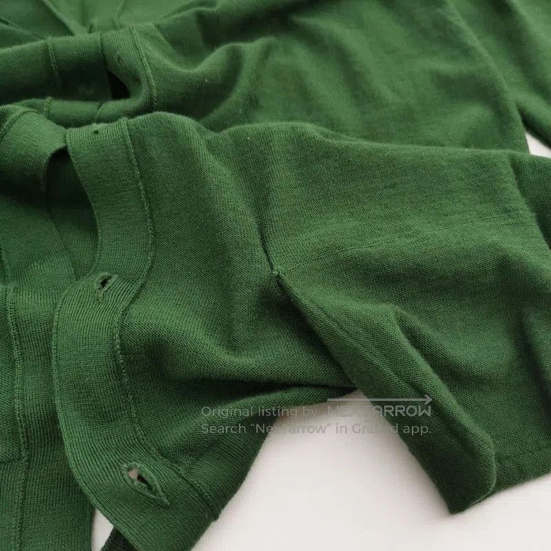 Louis Vuitton Louis Vuitton Green Wool V-Neck Cardigan. Size US M / EU 48-50 / 2 - 5 Thumbnail