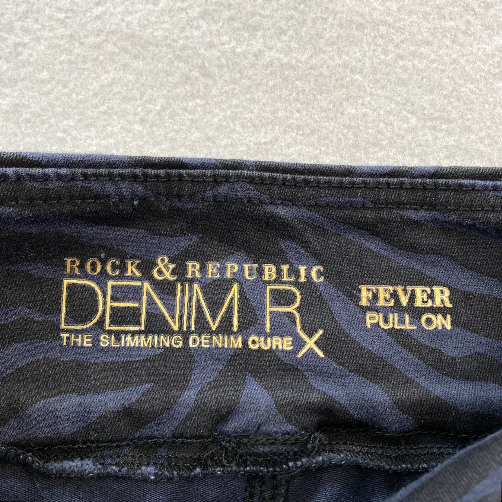 Vintage Rock & Republic Denim RX Fever Pull On Jeans Women's 4 Blue Tiger Stripe Stretch Size 27" / US 4 / IT 40 - 4 Thumbnail