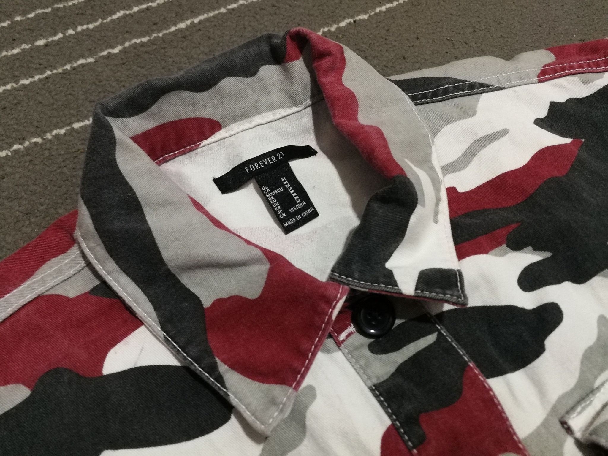 Forever 21 FOREVER 21 camo jacket woman S1971 Size S / US 4 / IT 40 - 3 Thumbnail