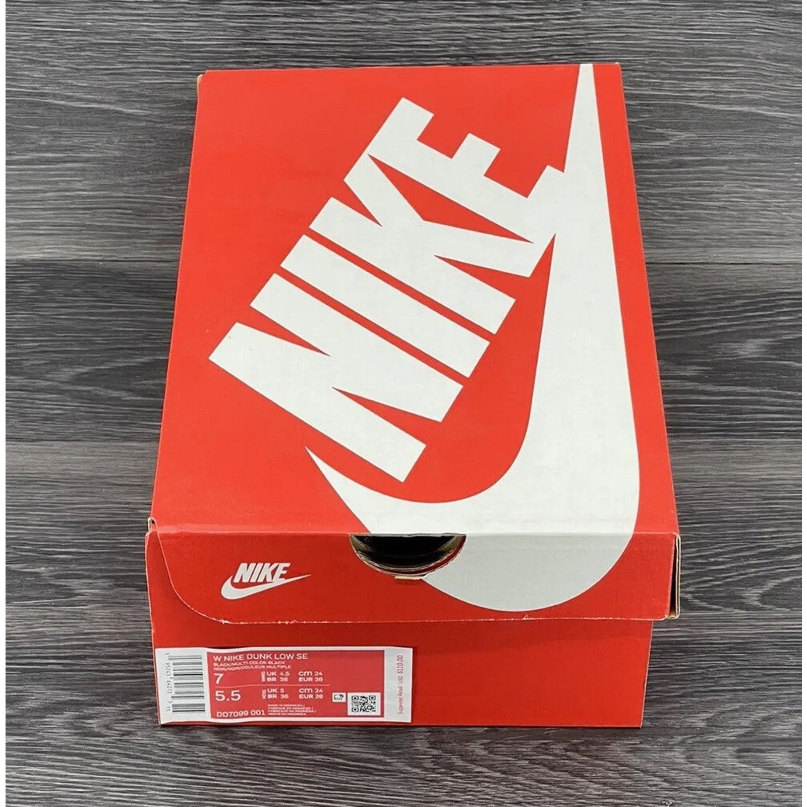 Nike WMNS Nike Dunk Low "Primal Black" | Size 7W [new] DD7099-001 Size US 7 / IT 37 - 8 Thumbnail