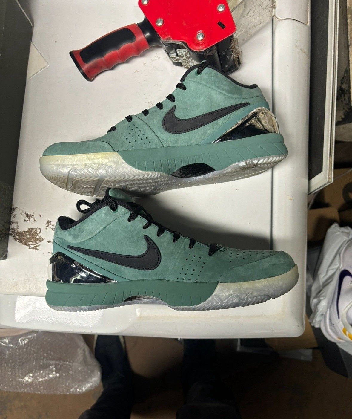 Nike Nike Zoom Kobe 4 Protro Girl Dad Size US 9 / EU 42 - 2 Thumbnail