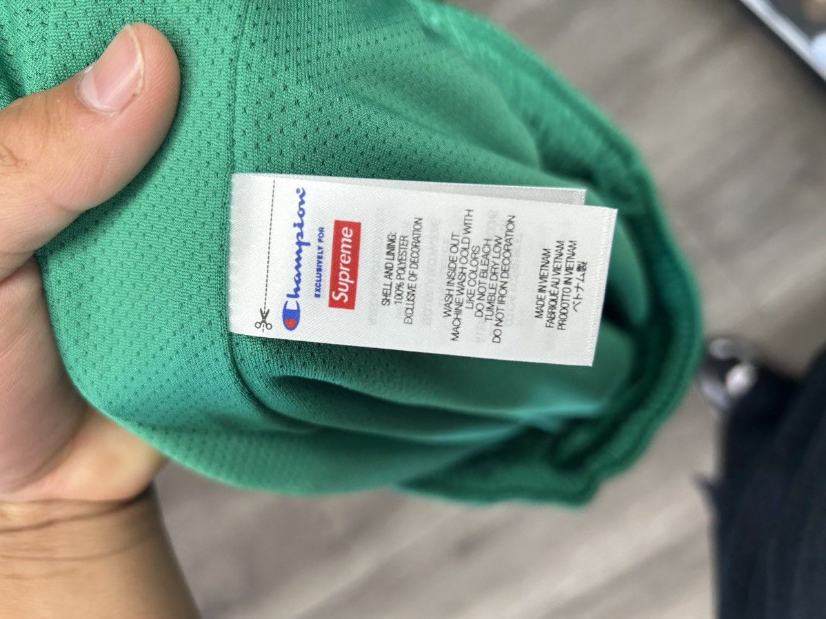 Champion × Supreme Supreme x Champion shorts Size US 30 / EU 46 - 5 Thumbnail