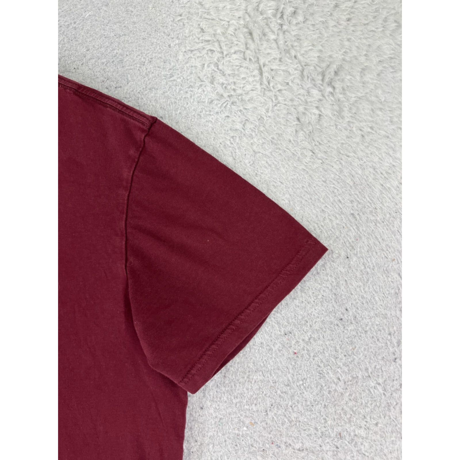 The North Face The North Face Shirt Men Medium Red Cotton Short Sleeve Crew Neck Outdoor Logo Size US M / EU 48-50 / 2 - 2 Thumbnail