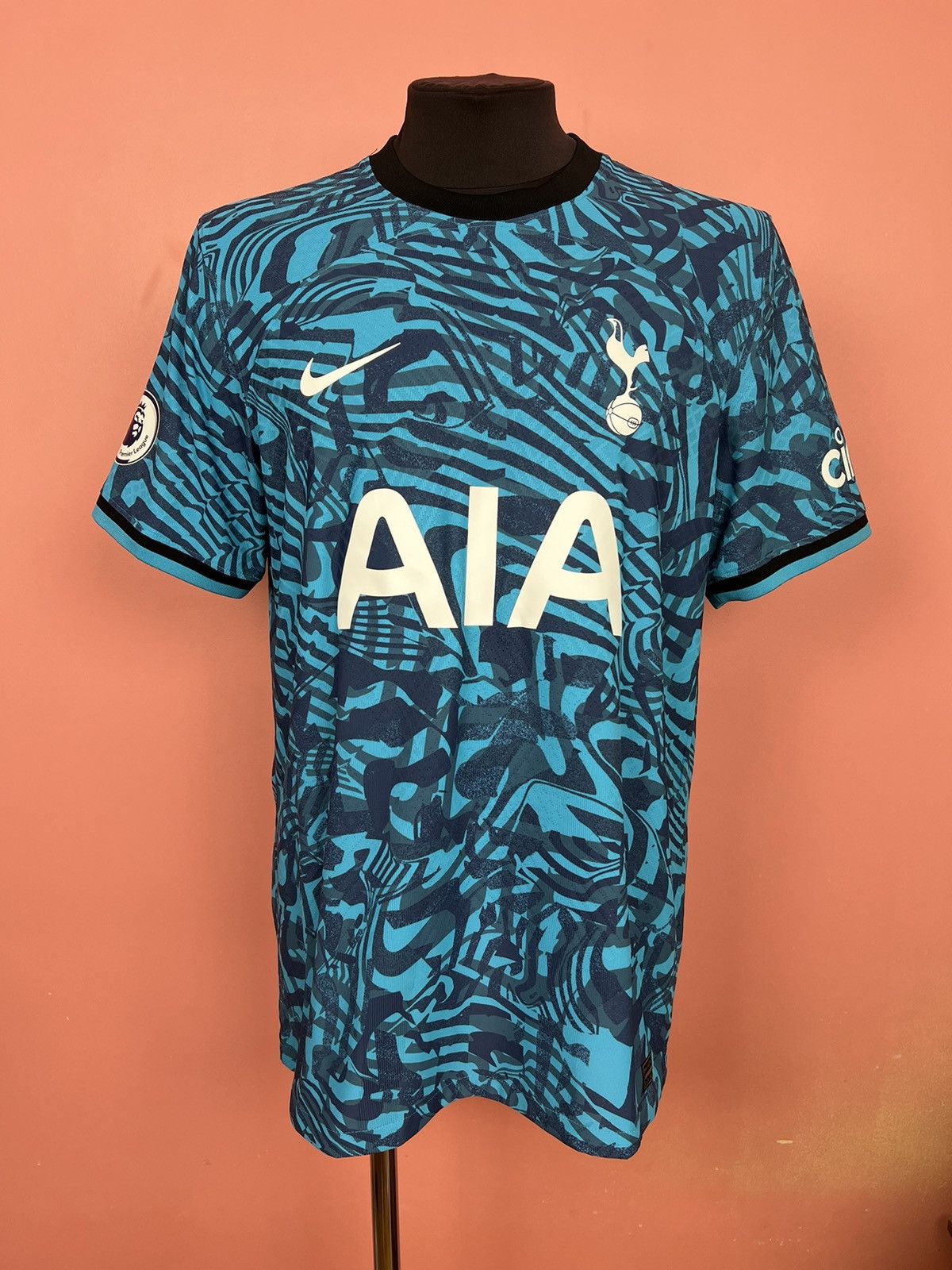 Nike Nike x Tottenham soccer jersey football tee hype Size US L / EU 52-54 / 3 - 1 Thumbnail