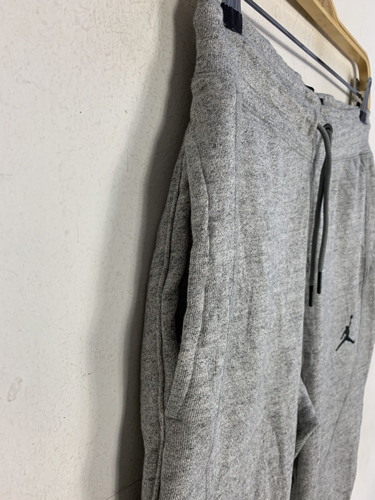 Jordan Brand Hype Air Jordan Sweat Jogger Pant Stretchable Waist Unisex Size 28" / US 6 / IT 42 - 7 Thumbnail