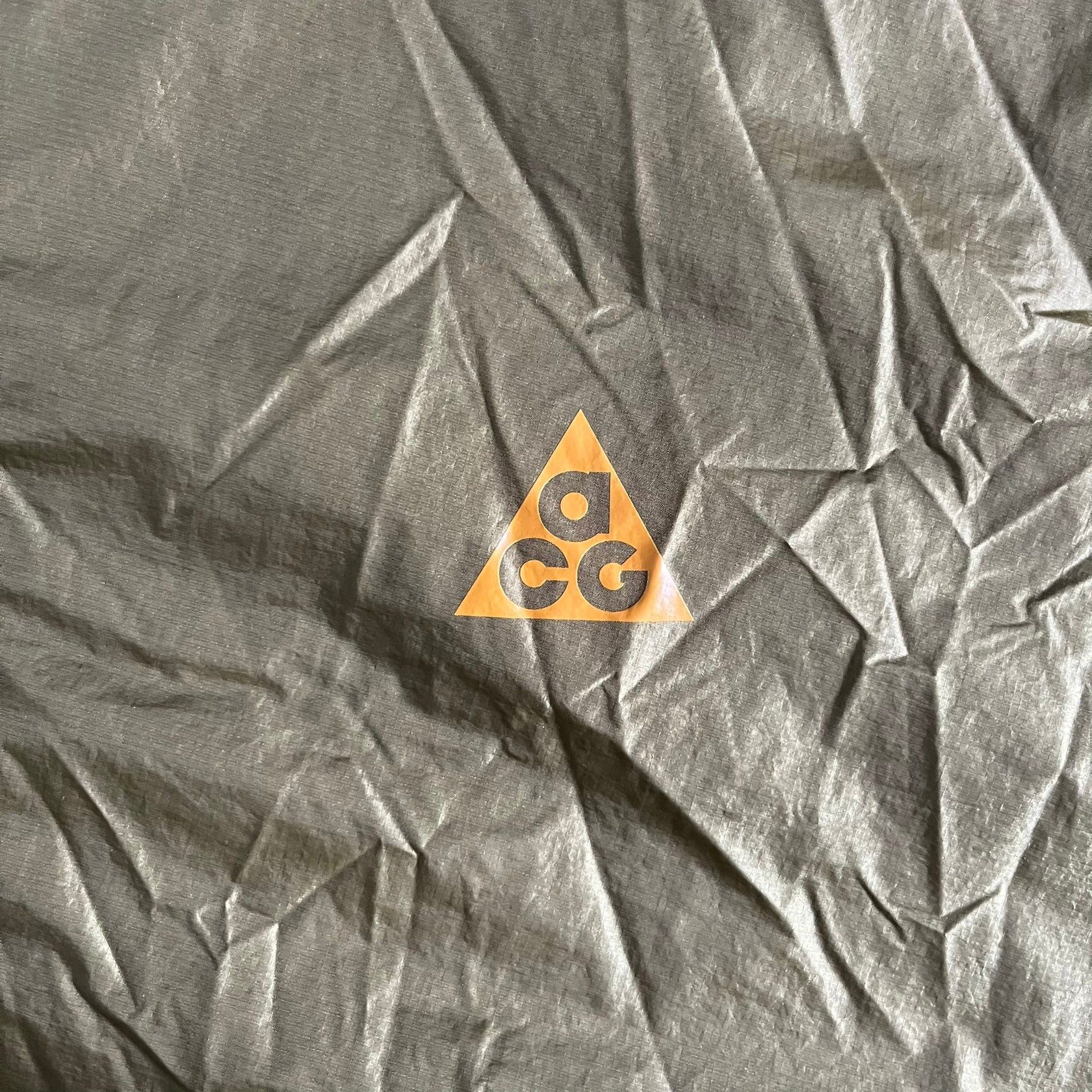 Nike ACG Nike ACG "Cinder cone" Windbreaker Olive Size US L / EU 52-54 / 3 - 2 Thumbnail