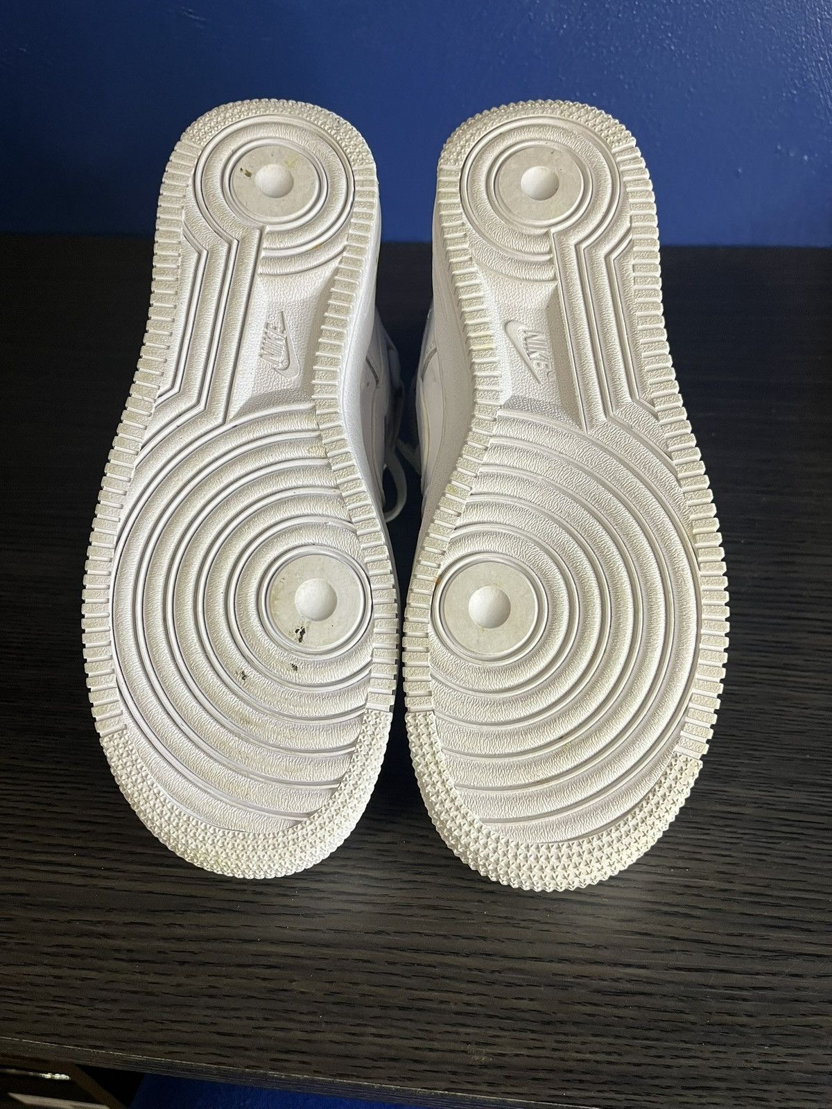 Nike All White Air Force High GS Size US 5 / EU 37 - 5 Thumbnail