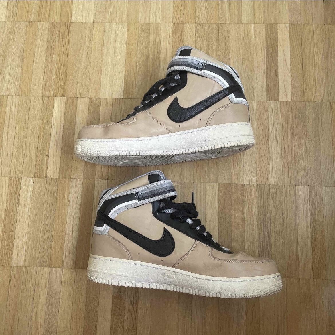 Nike × Riccardo Tisci Air Force 1 Mid Sp/ Tisci 2014 Size US 11 / EU 44 - 2 Thumbnail