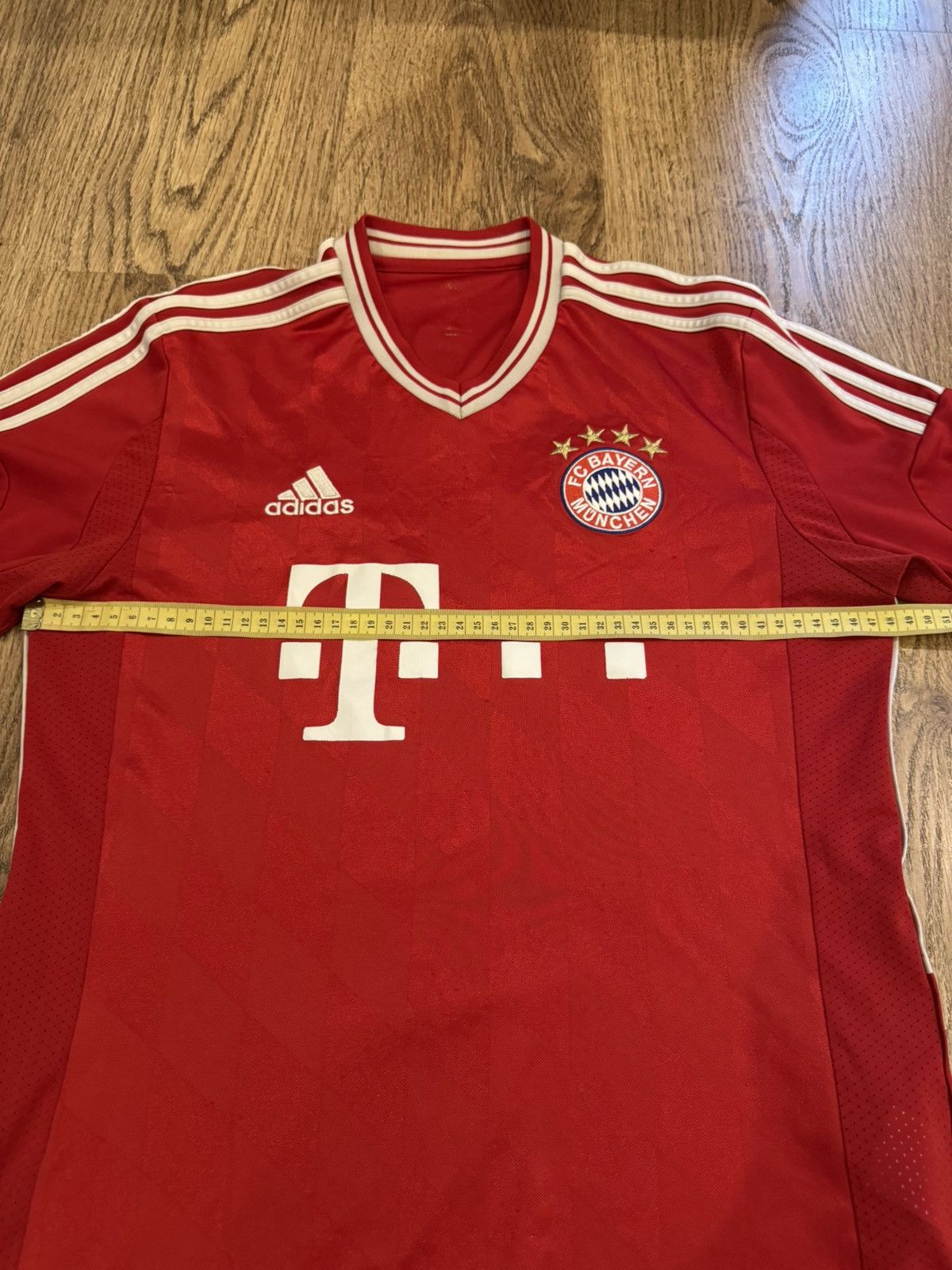 Adidas BAYERN MUNICH 2014 2015 HOME FOOTBALL SHIRT ADIDAS SIZE S Size US S / EU 44-46 / 1 - 3 Thumbnail