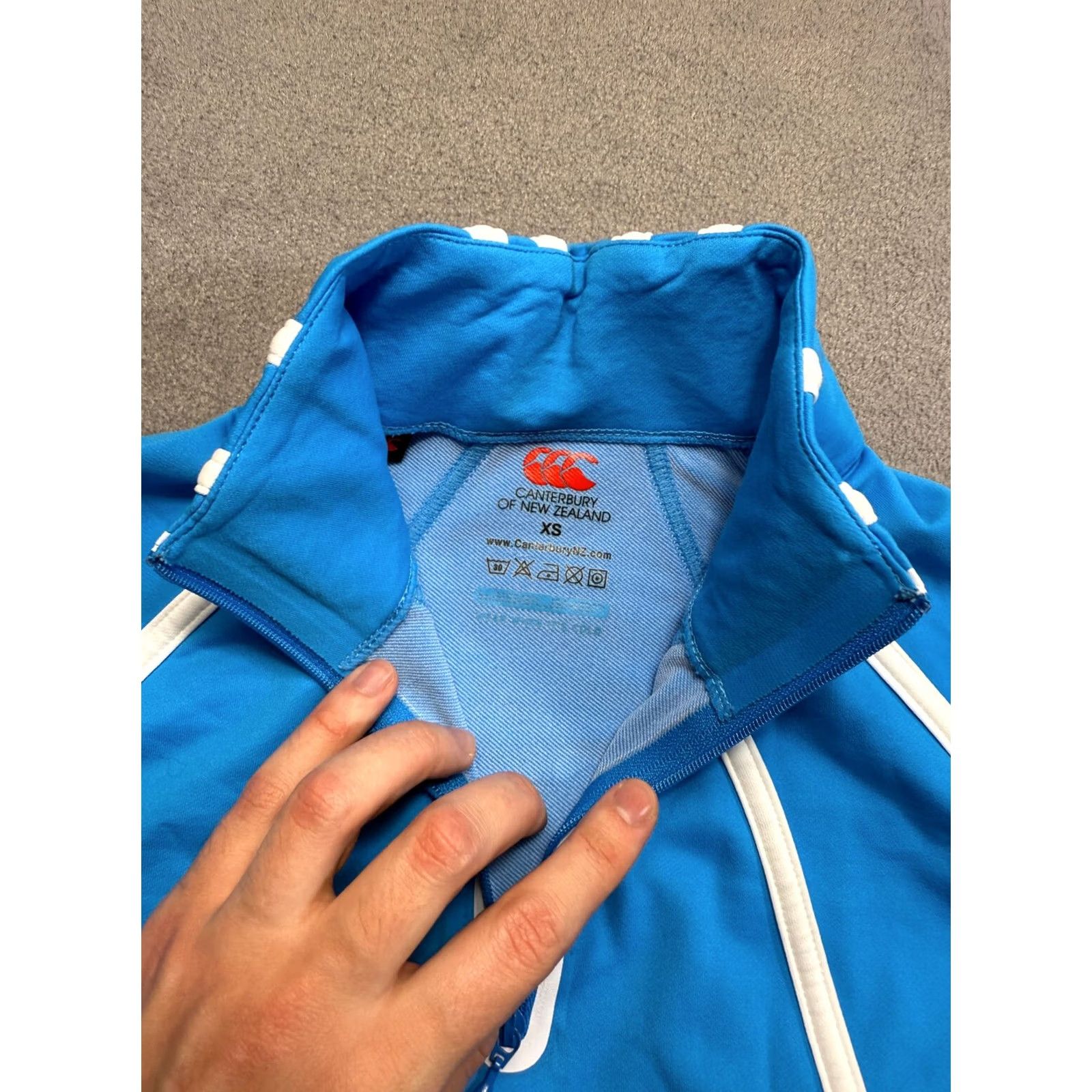 Vintage Canterbury baselayer blue training top womens XS size XS Adult Women Training Top Blue Canterbury Baselayer Activewear Gifted Details Size XS / US 0-2 / IT 36-38 - 6 Thumbnail